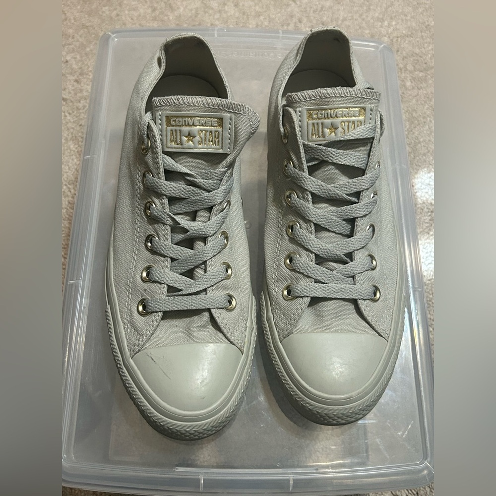 Converse Low